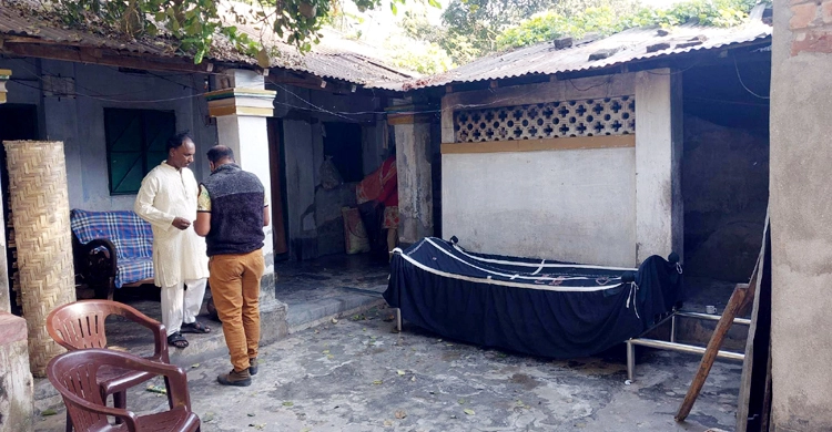 তিনদিন নিজের ঘরে পড়েছিল ব্যবসায়ীর মরদেহ